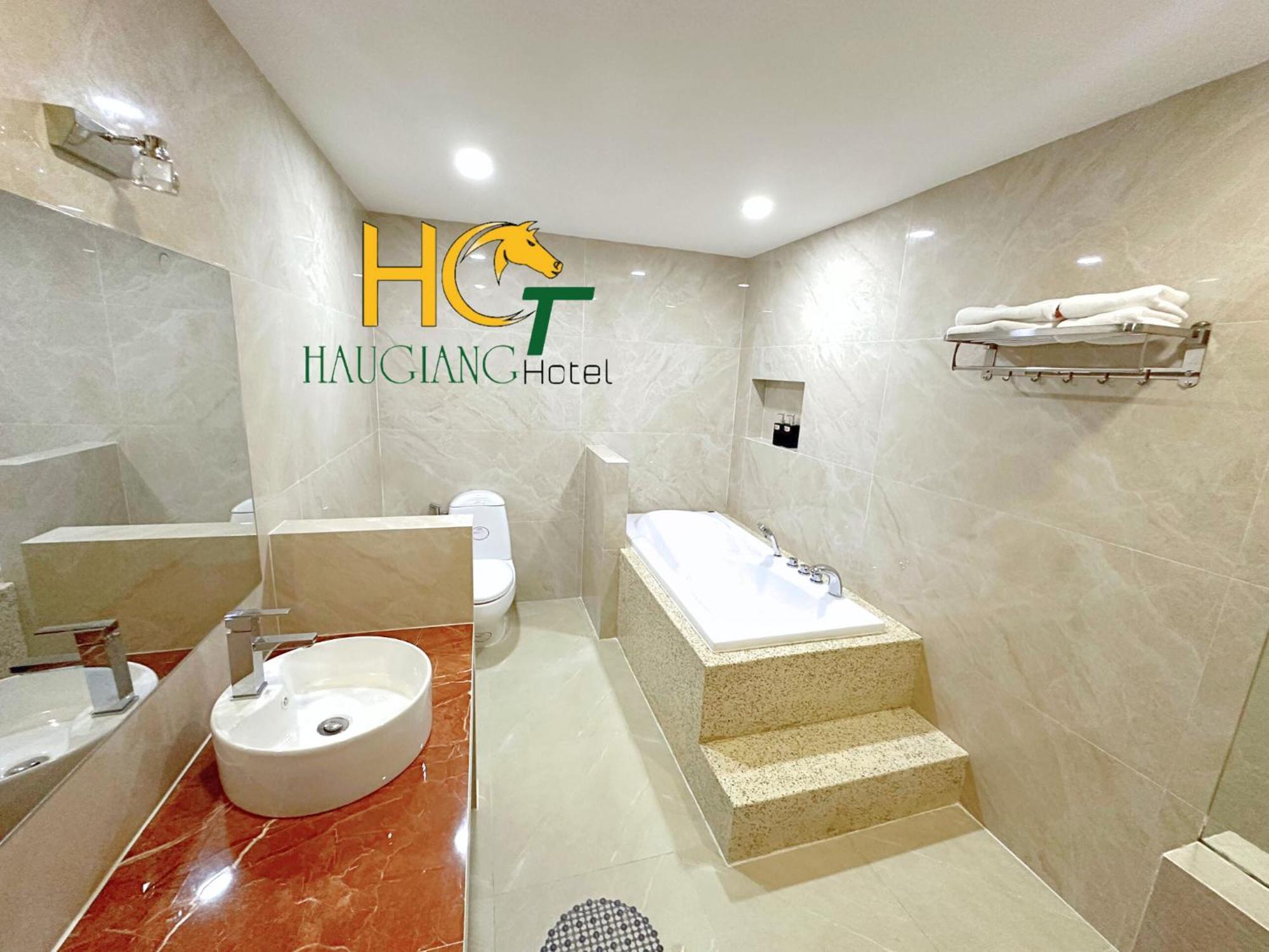 Hotel Khach San Hau Giang Vi Thanh Exterior foto